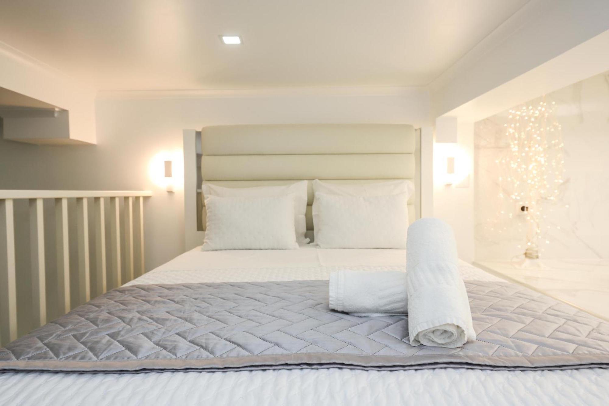 Dina Beach House Nazare Bagian luar foto